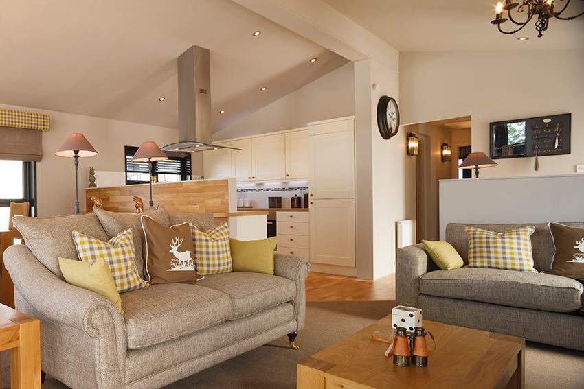 arbor_living's tweet photo. Need to sell your home in a flash? Read our top tips: https://t.co/mq3JpzRDFn #property https://t.co/r8jryCAJn7