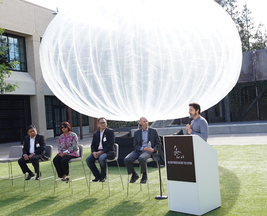Bright's tweet photo. #Google gaat in 2016 met #ballonnen internet leveren in Indonesië:
https://t.co/lg1oACw5Mh #projectloon https://t.co/X0rJ1YAB3F
