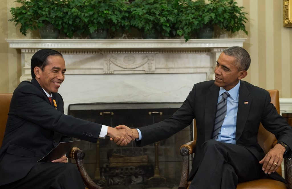 Metro_TV's tweet photo. [Populer] The Details of US$20 Billion Business Deal of Indonesia-US https://t.co/qXteWvC7w2 https://t.co/3akZw3oeMd
