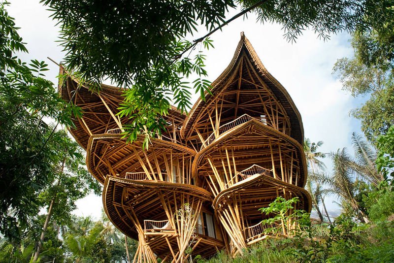 trendhunter's tweet photo. 100 Examples of Eco-Friendly Architecture https://t.co/C7eIDPdJht #Eco https://t.co/bKpkh9wM7Z
