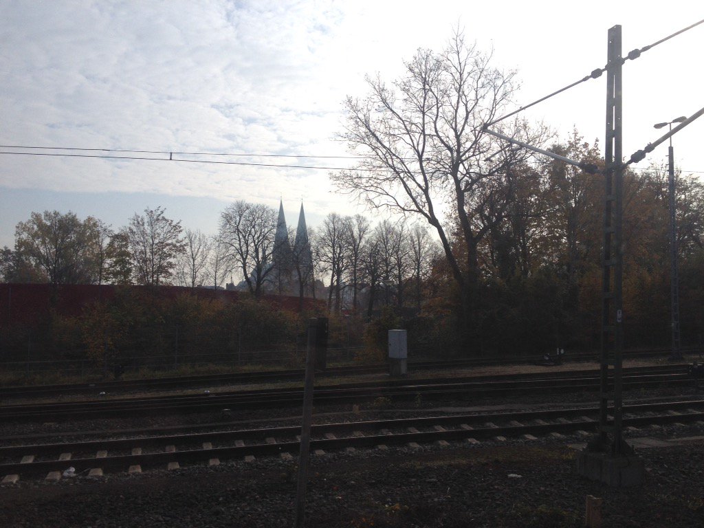 JonahPschl's tweet photo. Auf nach Hamburg! 
Hmaaaaaa 😛 https://t.co/6qITSAOy0S