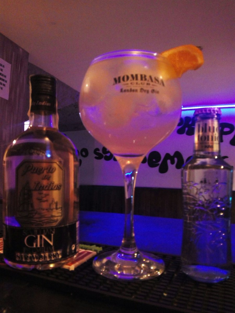 Pubmoloko's tweet photo. Todos los jueves en Moloko tus copas a 4€!!! Te esperamos!!!
#FelizJueves #FIESTA #Zaragoza #moloko https://t.co/NNElgGPAv9