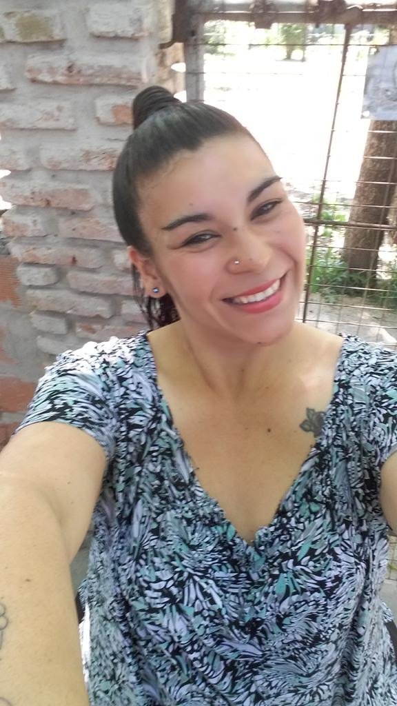 PameJuncoss's tweet photo. Tengan  un  excelente  jueves  !!!💋💋💖💖💖 https://t.co/4chbDhUMFa