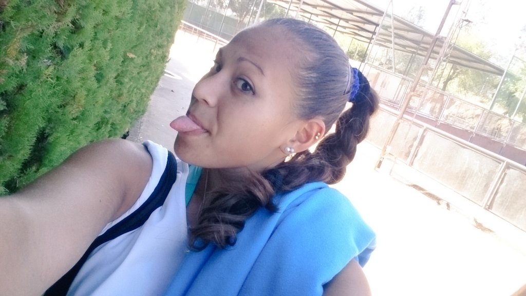 brendita90's tweet photo. Gran entrenamiento mañanero 💪💪🎾🎾 vamossss!!! @si_padel @KaittExcellence @padelissimo  #SiPadel #Kaitt #Padelissimo https://t.co/SsKBQQDjPC