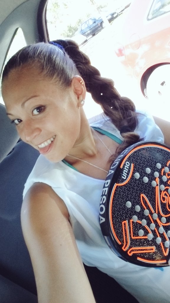 brendita90's tweet photo. Gran entrenamiento mañanero 💪💪🎾🎾 vamossss!!! @si_padel @KaittExcellence @padelissimo  #SiPadel #Kaitt #Padelissimo https://t.co/SsKBQQDjPC