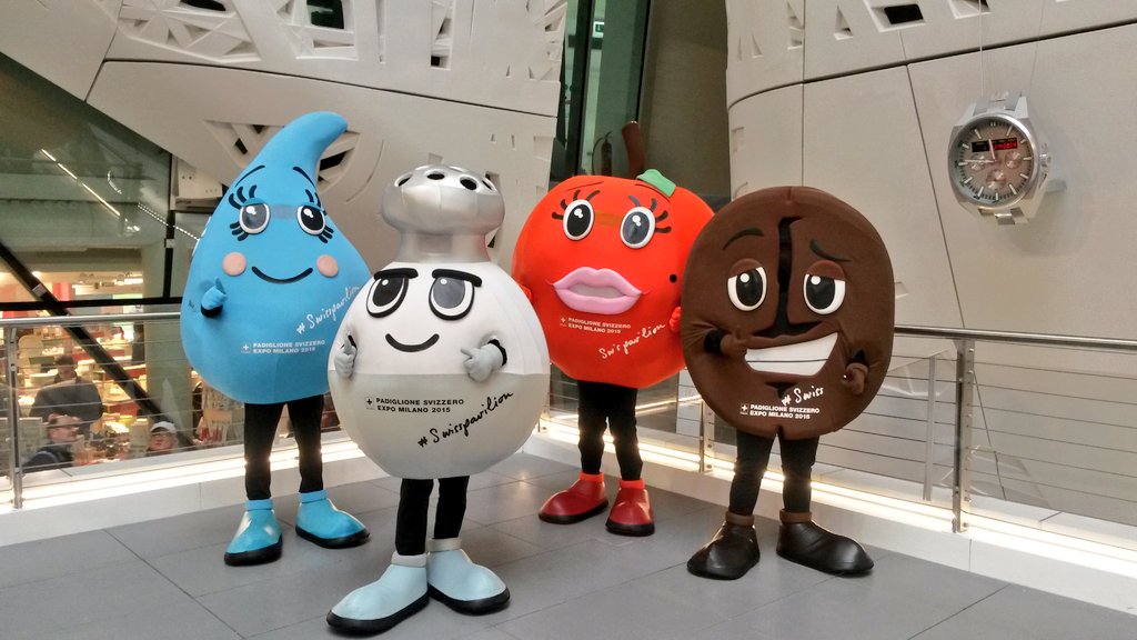 PadiglioneCH's tweet photo. Ancora qualche scatto a @Pad_Ita2015 e si torna a casa! #SwissPavilion #Expo2015 https://t.co/pICpk471XT