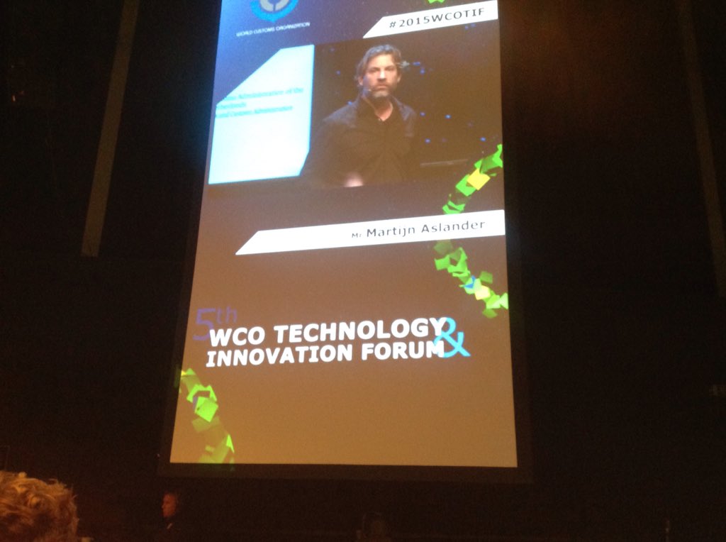 ClarindaMoonen's tweet photo. Afsluiter forum met de altijd mooie verhalen van @martijnaslander Daarna, off to the sidetour Schiphol #2015wcotif https://t.co/LvxYgpIFlg