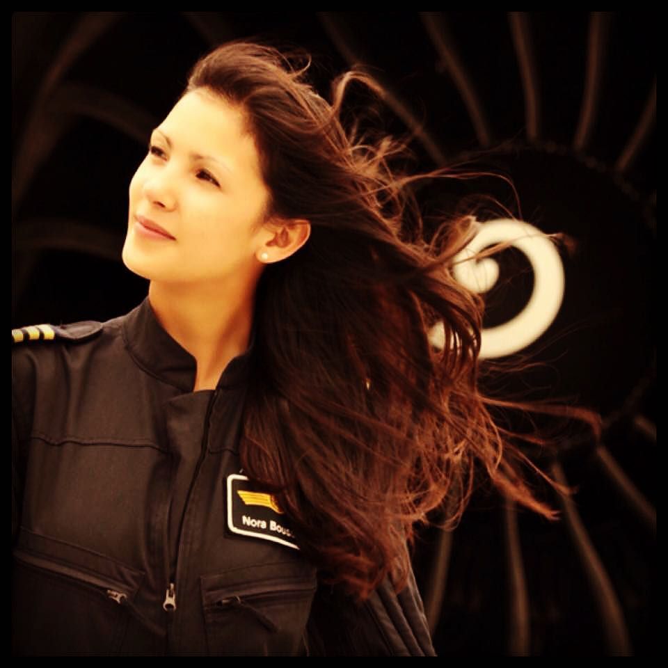DeltaBravo33's tweet photo. Instagram : by noraboussard - GE90 ❤️ #ge90 #inthrustwetrust #engine #ge90engine #thrust #trust #jumpsuit #airplane… https://t.co/pXO8JNrzci