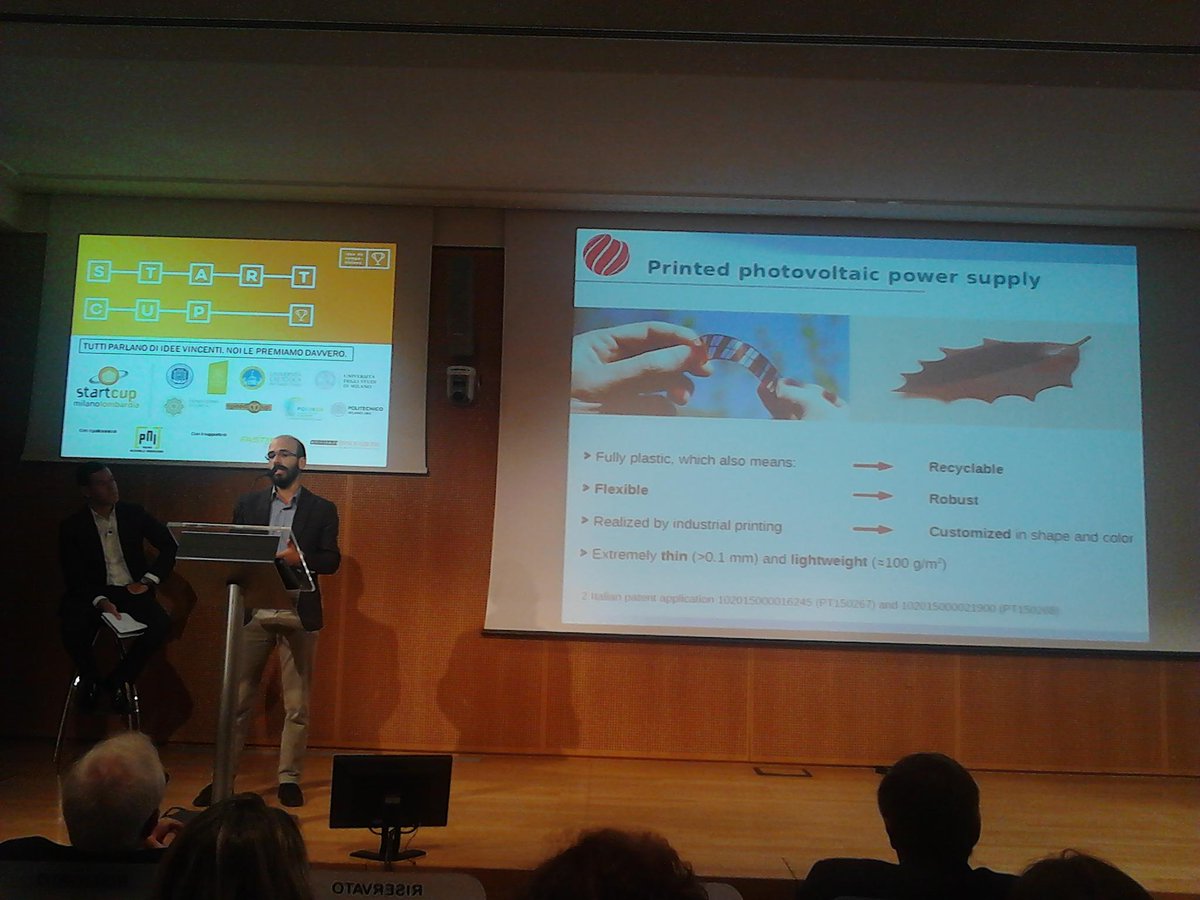 polimi's tweet photo. #RibesTechnologies @polimi presenta a #startcupml #fotovoltaico in plastica come sorgente di energia per #domotica https://t.co/dWxCAAO83J