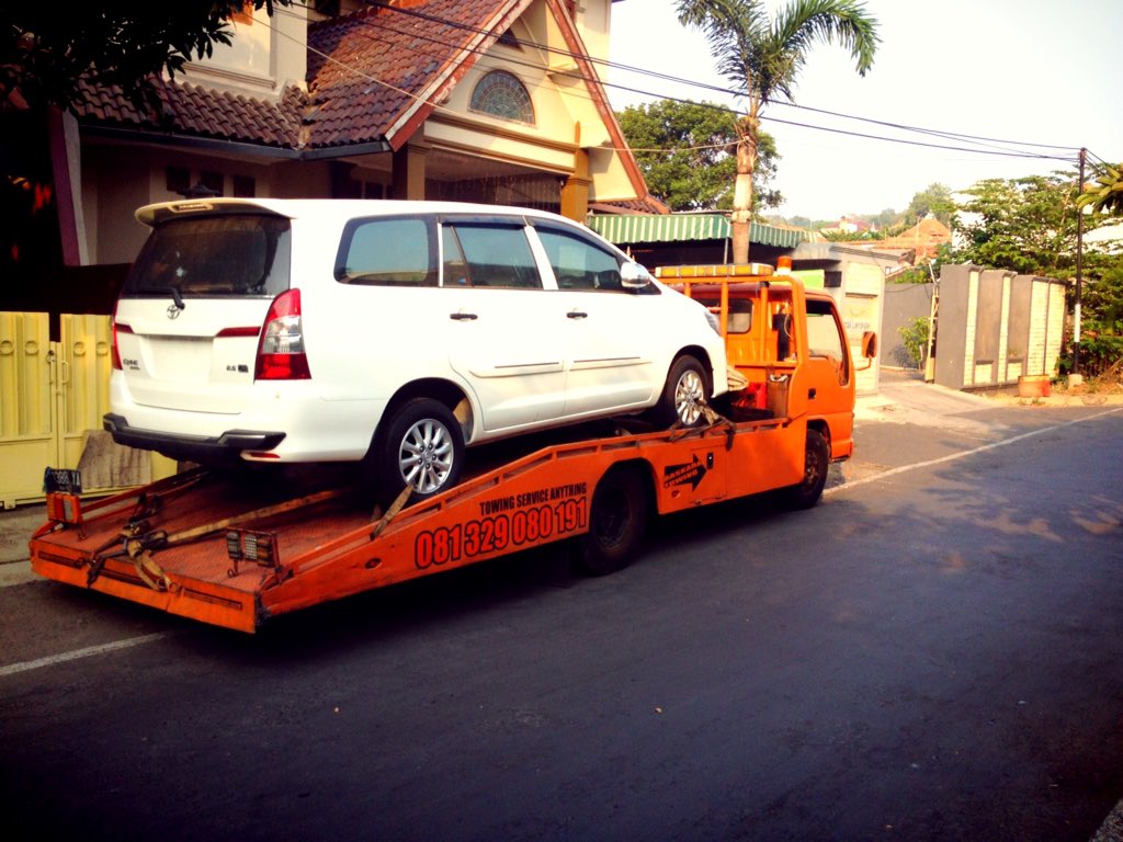 baskaradwiaa's tweet photo. Towing 24 jam #derek24jam #baskaratowing #jasatowing #jasaderek #derekmurah https://t.co/vccxXzzal0