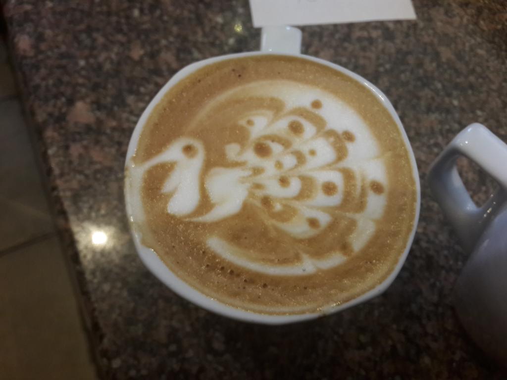 Lermon's tweet image. #Fact: Our #Barista is better than urs  😜😜😜 #CIRO #Entyce#Coffee on a #TrainingProg--&amp;gt; Pity I'm #DoubleAmericanoGirl