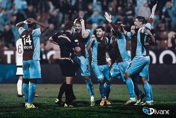 oskan6134's tweet photo. Bir şehrin isyanı  #Trabzonspor https://t.co/3hpbkPlA9Q