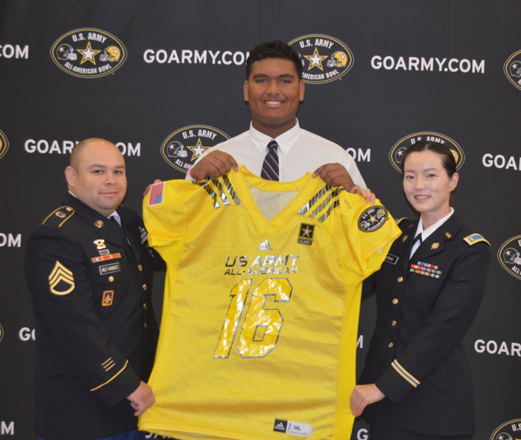 AABonNBC's tweet photo. Welcome OL @Frank_martin73 to the U.S. Army All-American Bowl ​class of 2016. #ArmyBowl https://t.co/T1fDGbr9DG