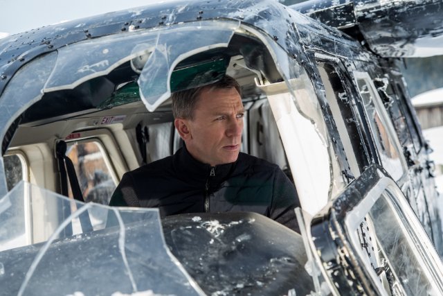 IMDb's tweet photo. #Spectre breaks box office record with £6.3m opening day gross https://t.co/tALOi0CLYu https://t.co/yqv1QpIIib