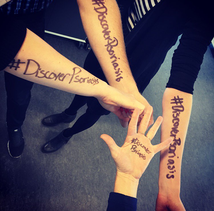LEOHealthySkin's tweet photo. It’s World Psoriasis Day!  Support the +125 million people living w/ psoriasis and #DiscoverPsoriasis #ihopepso https://t.co/sCSOTj8jrZ