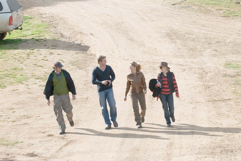PassmoreMattfan's tweet photo. #tbt behind the scenes #McLeodDaughters @MattPassmore11 as Marcus Turner https://t.co/5FeQA5PGu9