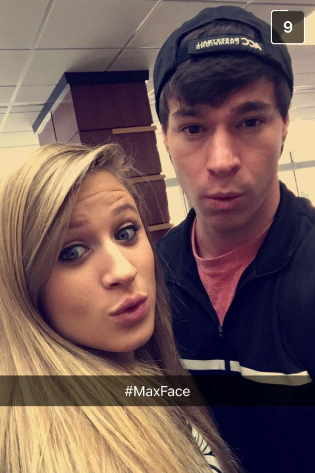 eharmonizer's tweet photo. #maxface @Maxiepoobear https://t.co/WE4nHGvlIq