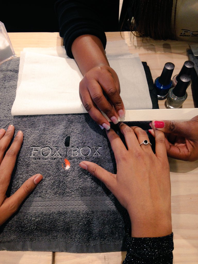 WOOLWORTHS_SA's tweet photo. Tonight, we're celebrating our SS'15 collection of dresses @VandAWaterfront. #StyleBySA https://t.co/SXoqYz8wa1