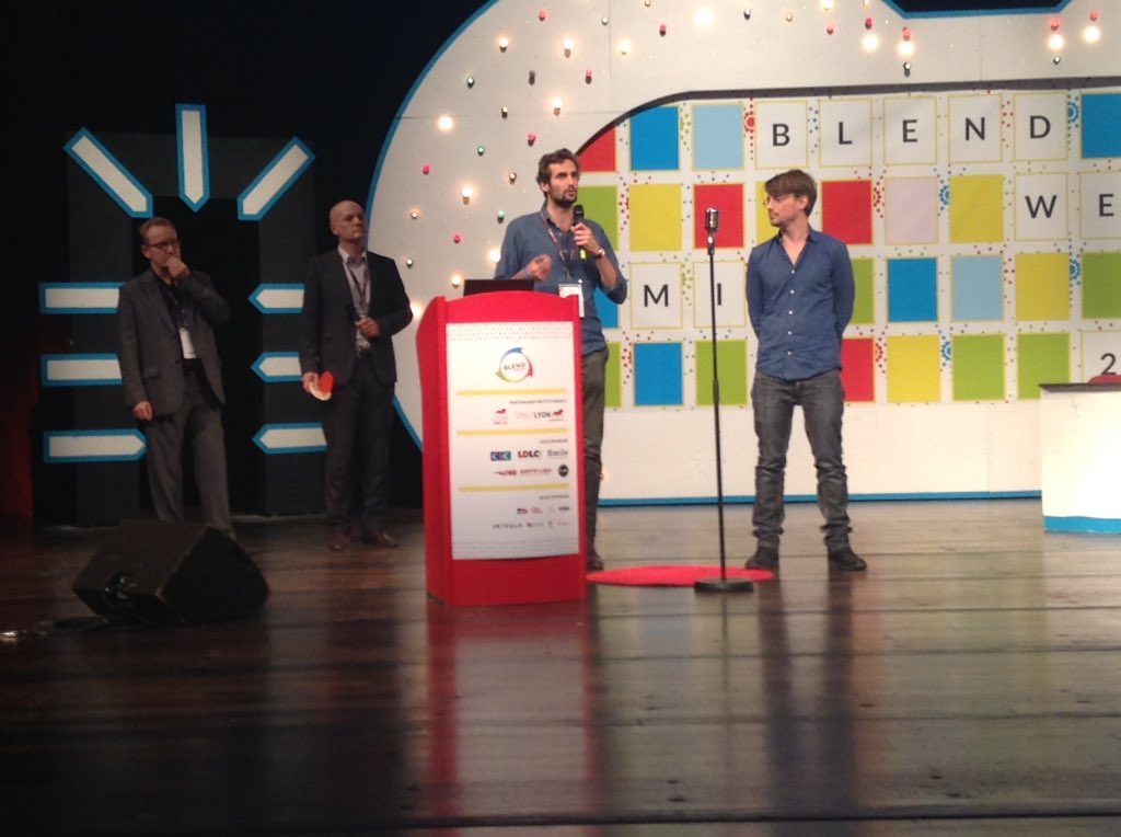 Présentation du MIC dans l'amphi du <a href="/blendwebmix/">BlendWebMix</a> par <a href="/wearesmartup/">SmartUP</a> <a href="/MerialFR/">MerialFR</a> et Fabulous #BlendWebMix
