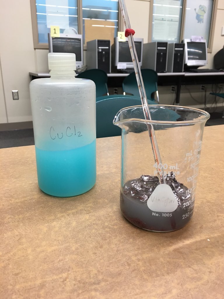 MrsMatulka's tweet photo. Properties of Matter Extension Lab #chemchanges #flametest https://t.co/or0Hj9TbbB