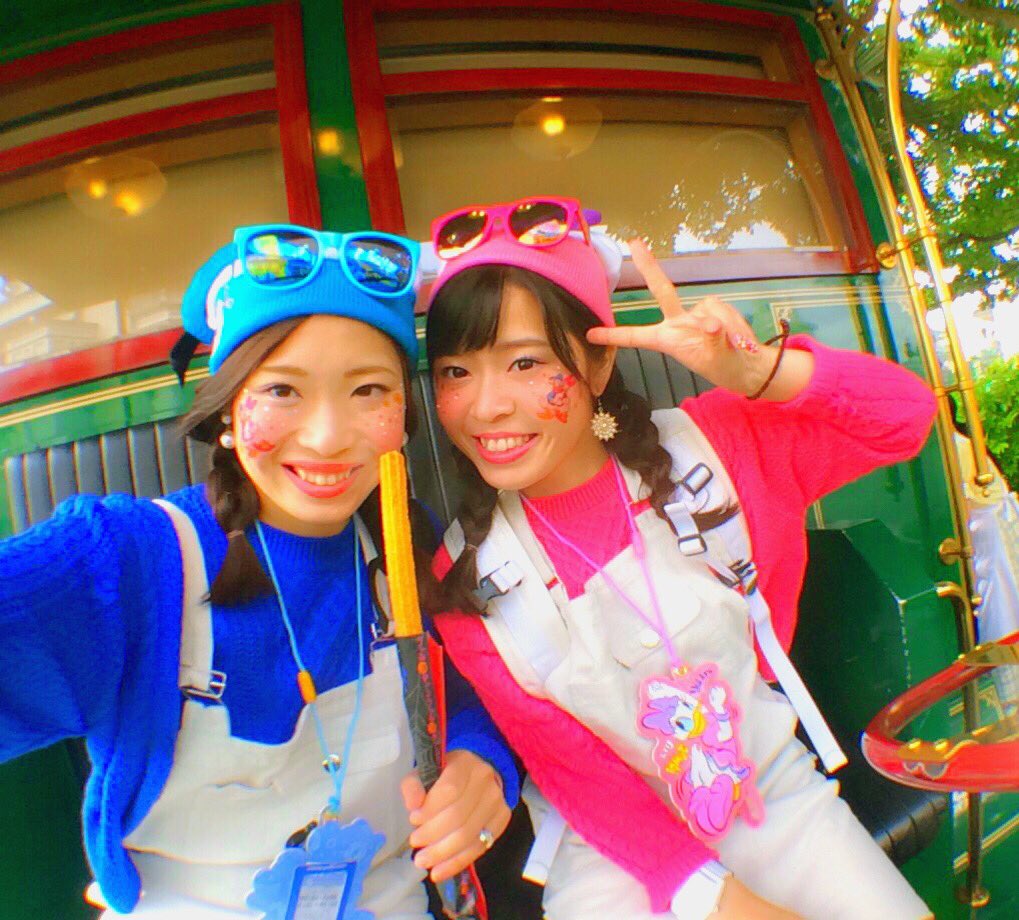 なつき 2日目 Disney Land 双子でドナルドデイジーっぽいコーデ 笑 ワンスがほんとに感動した 当分幸せに浸れる T Co Hiykkm11da Twitter なつき 2日目 Disney Land 双子でドナルドデイジーっぽいコーデ 笑 ワンスがほんとに感動した 当分幸せに浸れる T Co Hiykkm11da Twitter