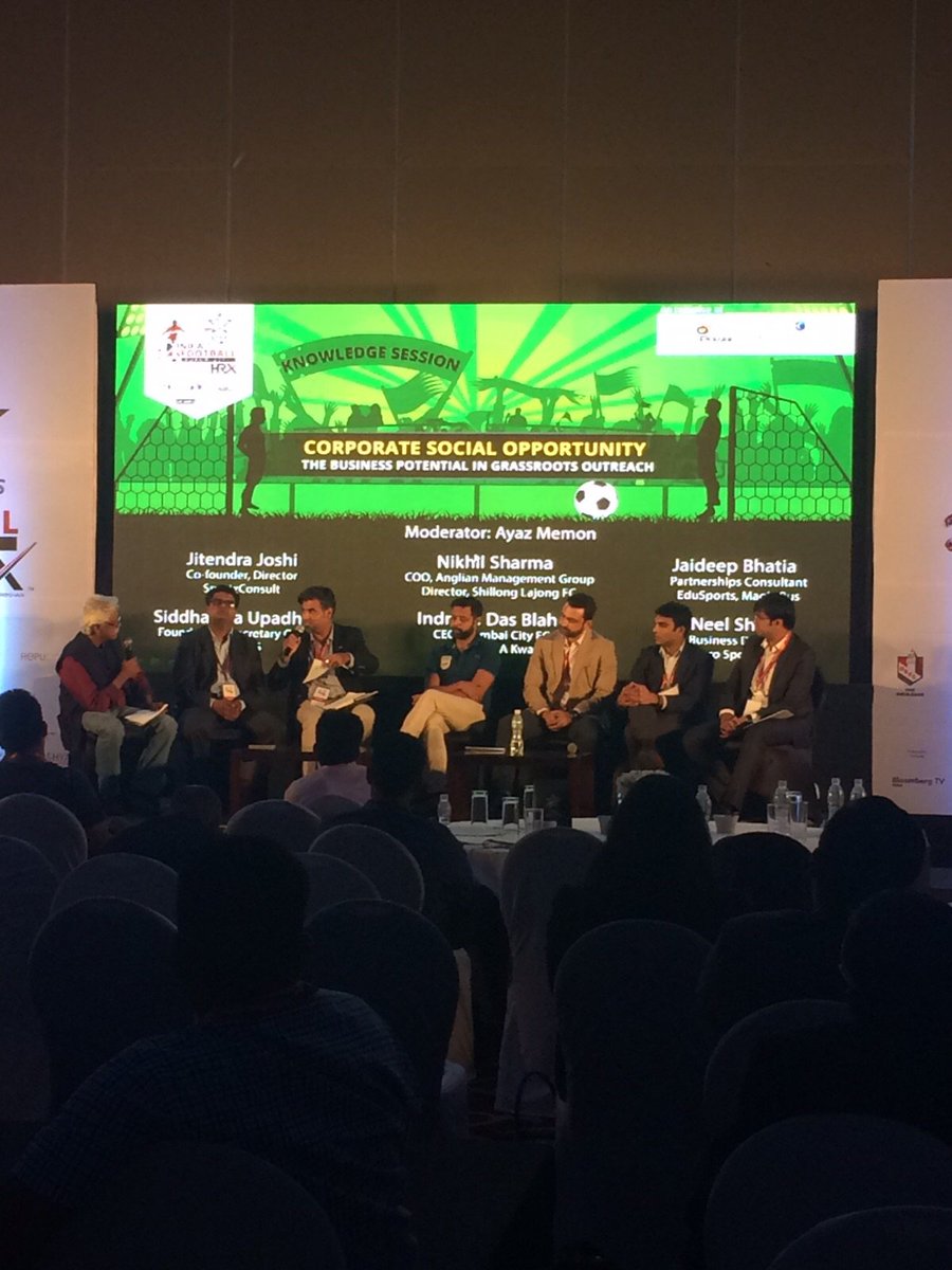 LaqshyaLiveEx's tweet photo. Jitendra Joshi @Jaideep_Bhatia @UpadhyaySid @Neel_India10 @nksky
@indranildasblah @cricketwallah at #IFF2015 #Sports https://t.co/KkWtUCoUht