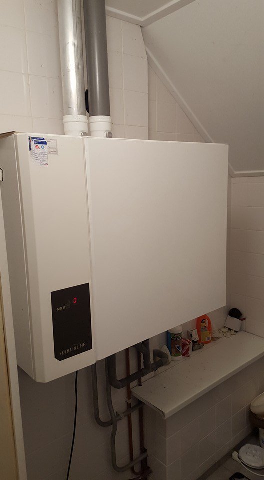 PeterStokje's tweet photo. Vandaag in #kolham een #nefit #ecomline vervangen voor een #Remeha #Tzerra met #isense #thermostaat https://t.co/JUO0RD803G