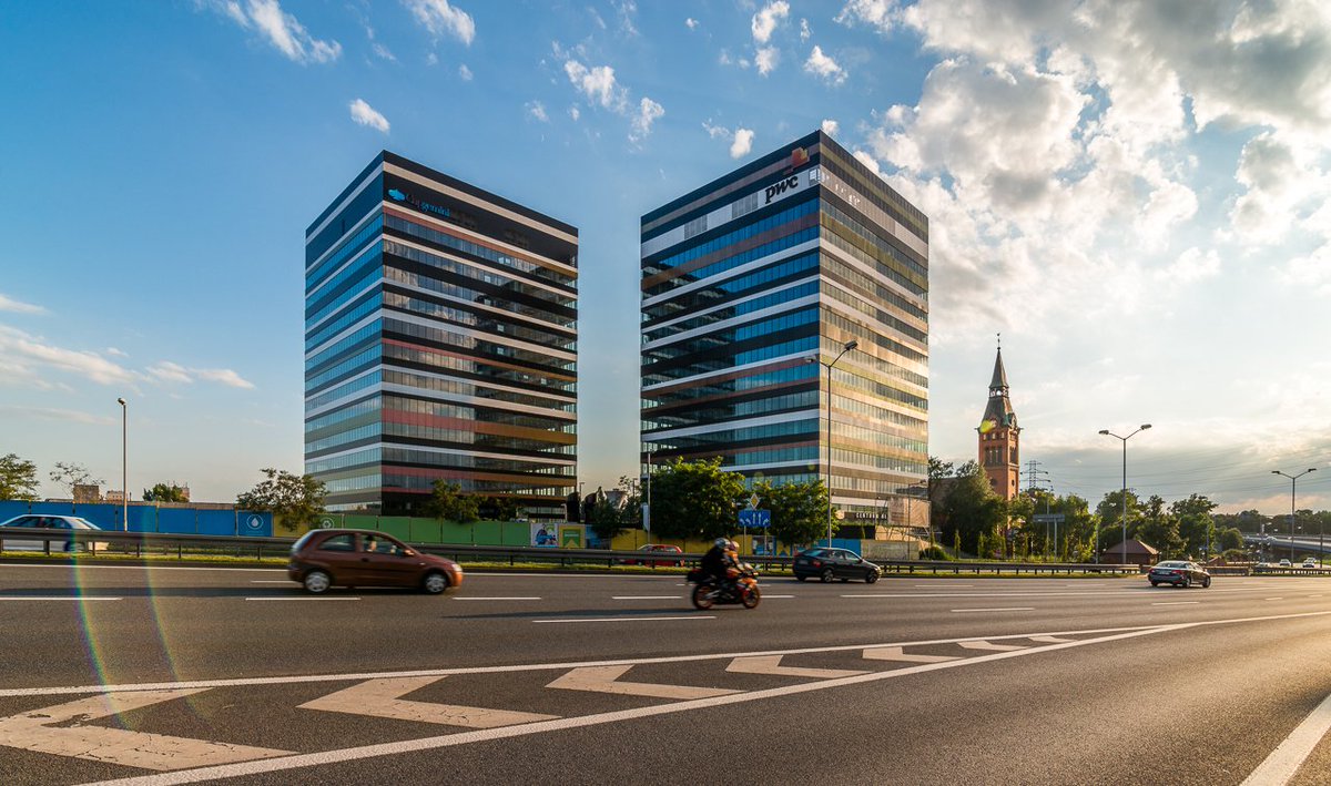 SkanskaProperty's tweet photo. Our second building in the Silesia Business Park office project has been commited for use https://t.co/MLNYfV5PWJ https://t.co/uP8hgUCSCv