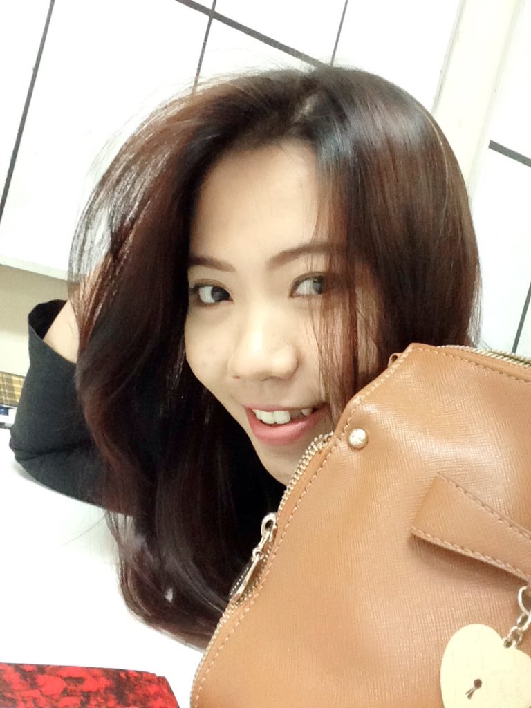 ekhalebu's tweet photo. Breafing sebelum pulanggg, seharian duduk blengoss 😩😩😄😄 https://t.co/5ozPNS8dcN