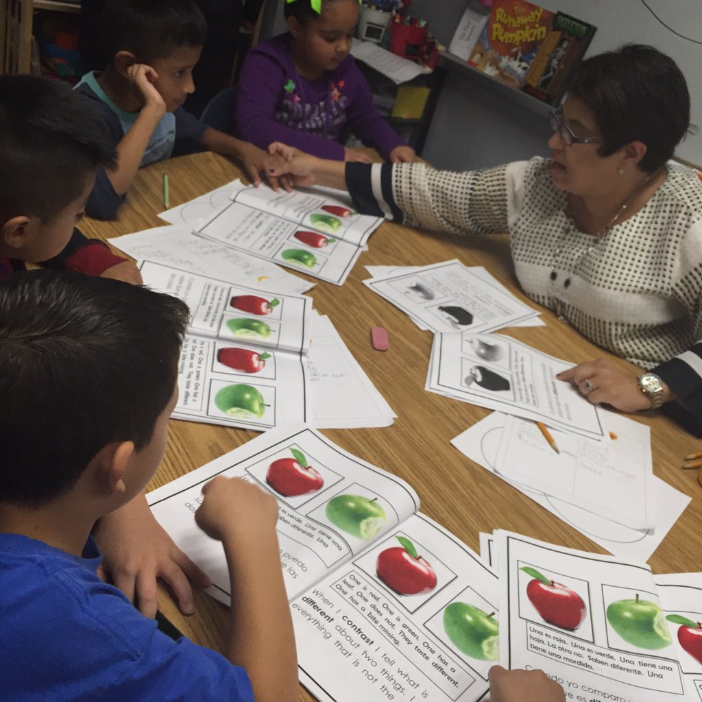StegCIA's tweet photo. Alike and different #contrasting ideas @GardenCityElem #SBvisit wearewayne @HarrisLeads @anneolsonbell https://t.co/hxbxCEDAIy