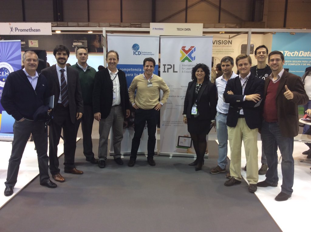 instituto_icd's tweet photo. Equipazo ICD en #SIMO2015 @ipforlearning @EducaTajamar @princippia @CyMktg @aulaPlaneta @crepresa @certiuni @KTuin https://t.co/IqfaxBiqJL