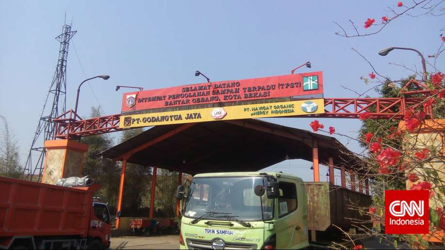 detikcom's tweet photo. Soal Bantargebang, DPRD DKI Minta Pemprov Cari Alternatif Solusi https://t.co/ehEJLf20F9 https://t.co/LnDj1c7WAy