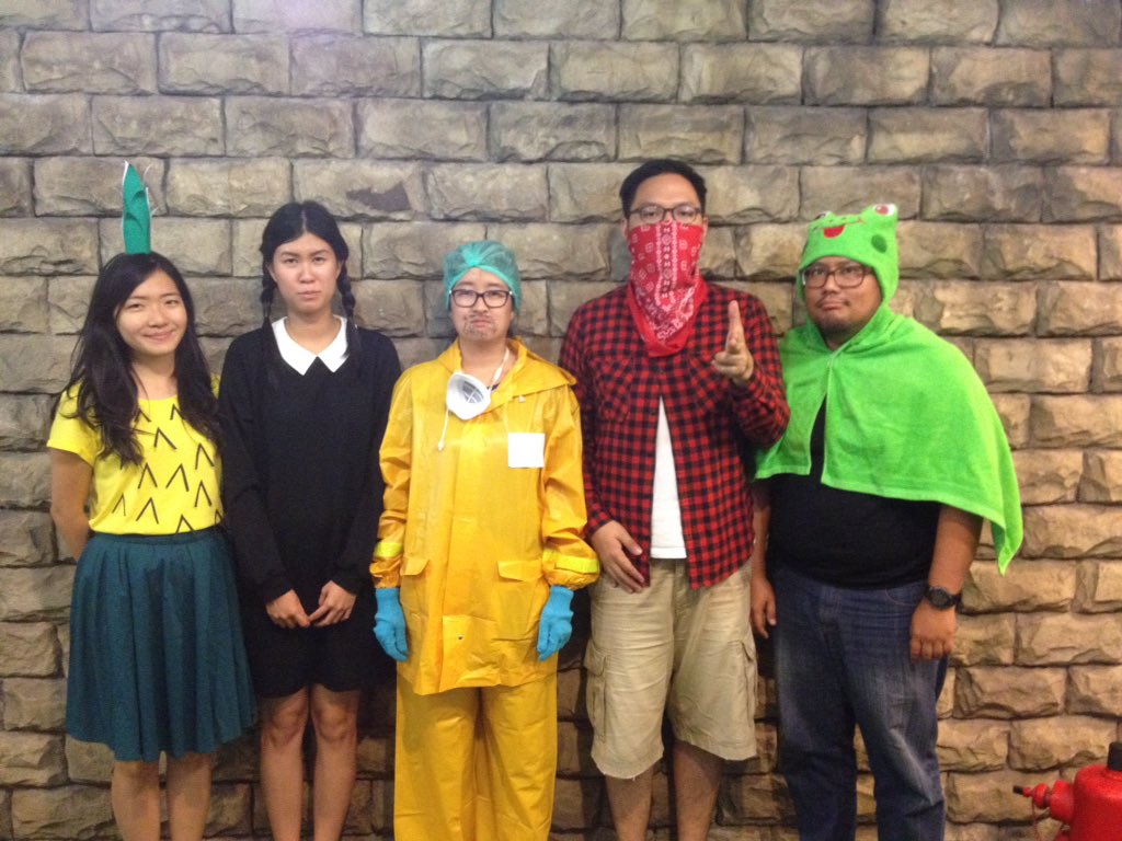 REDComm_ID's tweet photo. And the ghosts... #Redhalloweenparty https://t.co/0squKrjvRE