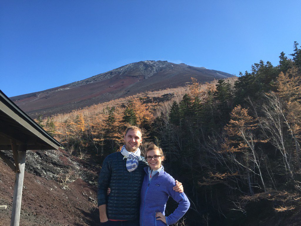 SFDropouts's tweet photo. Celebrating today's @SoundersFC victory from Mt. Fuji! @MLS #seattle #SEAvLA #digitalnomad #travel #Japan https://t.co/ABXne4W7AI