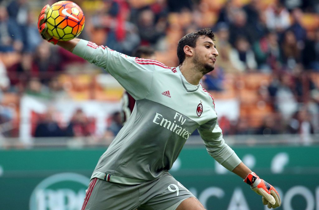 Metro_TV's tweet photo. [Populer] Susunan Pemain AC Milan vs Chievo https://t.co/RFwXlryNO1 https://t.co/Lm2bvBNrTt