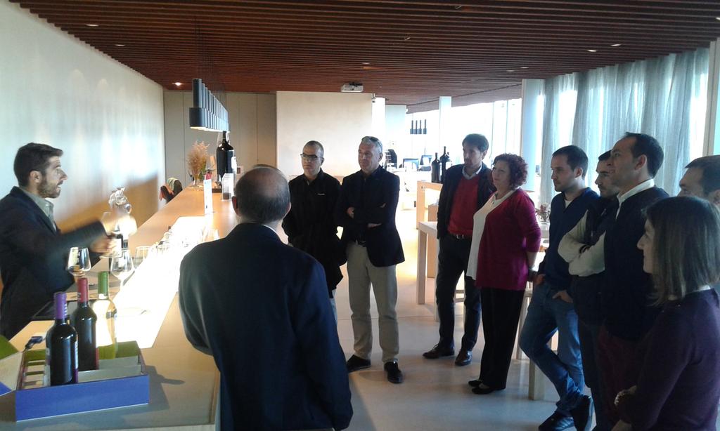 masscommInnova's tweet photo. Convención @panasonicESP -Masscomm #UCPro 2015 Todo un disfrute @ontanonbodegas https://t.co/fqkOOxToWk