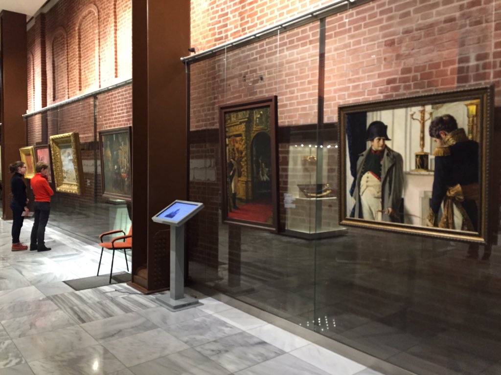 Мы познакомимся с коллекцией картин В. Верещагина, которая представлена на 1 этаже музея #твиттерэкскурсия