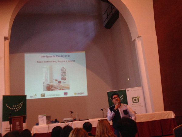 aemprende's tweet photo. ¿Cuál es tu superpoder? Nos lo cuenta Francisco Martínez Gomiz durante clausura II ed. @Lanzaderas_EES @aemprende https://t.co/ratcwy3wsg