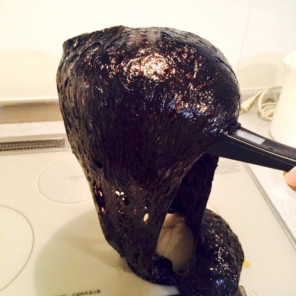 大惨事すぎるｗカラメル作りって失敗したらこんなんになるんだｗ