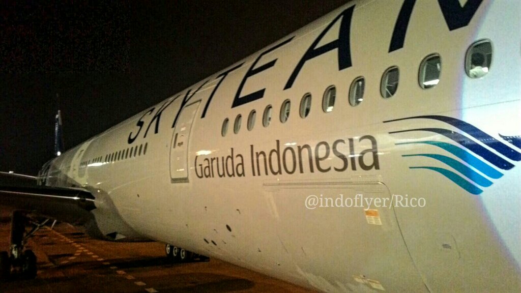 indoflyer's tweet photo. Boeing 77W PK-GII Skyteam livery, terdiri dari 393 seats : 26 Business Class + 367 Economy Class https://t.co/9IjUMA3cZr