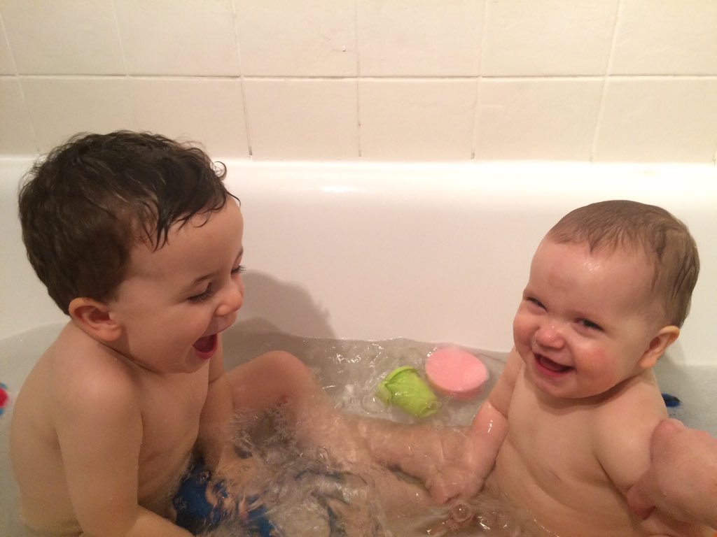the_doofling's tweet photo. Bath time shenanigans. He's laughing cos baths are fun. I'm laughing coz I wee'd in the bath and no-one knows... https://t.co/Yt05mrzFkh