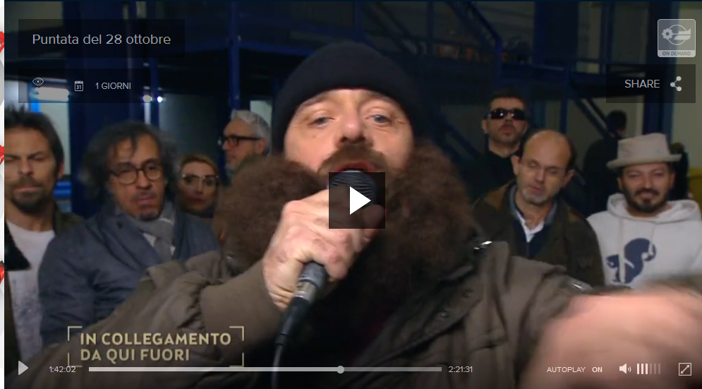 mikelekast's tweet photo. @miss0uri4 @welikechopin @zdizoro @makkox @SalernoSal A chi somiglia secondo voi? (da Colorado) #copioni #fake https://t.co/bn2UGBYGgu