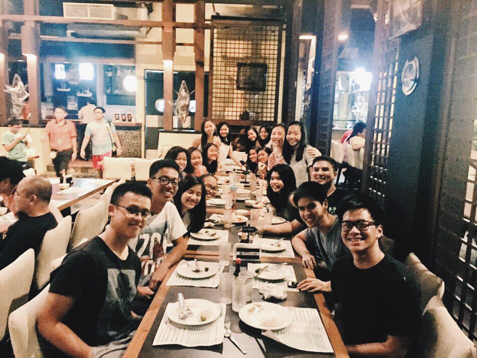 samcamposss's tweet photo. Our last supper before our crucifixion during the next few months 💪🏻💚 #competseason https://t.co/eGum8RpPFC