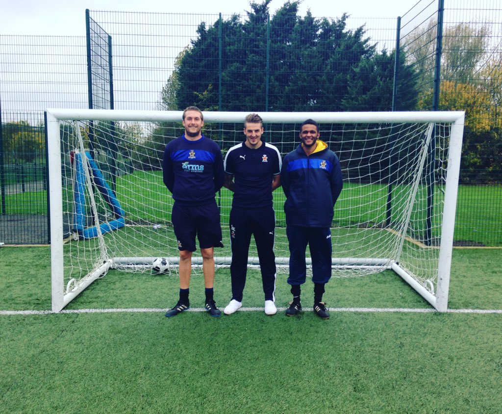 WVCSportsCentre's tweet photo. Today we met Cambridge midfielder Liam Hughes, as part of the @CambridgeUYD Soccer School's #FirstTeamThursday! https://t.co/zfFFdgSqrE
