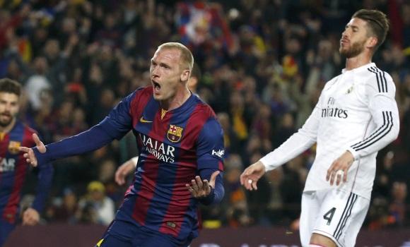 Canario_FCB's tweet photo. Muchísimas felicidades Mathieu. #Mathieu32 https://t.co/3KQ3aACIae