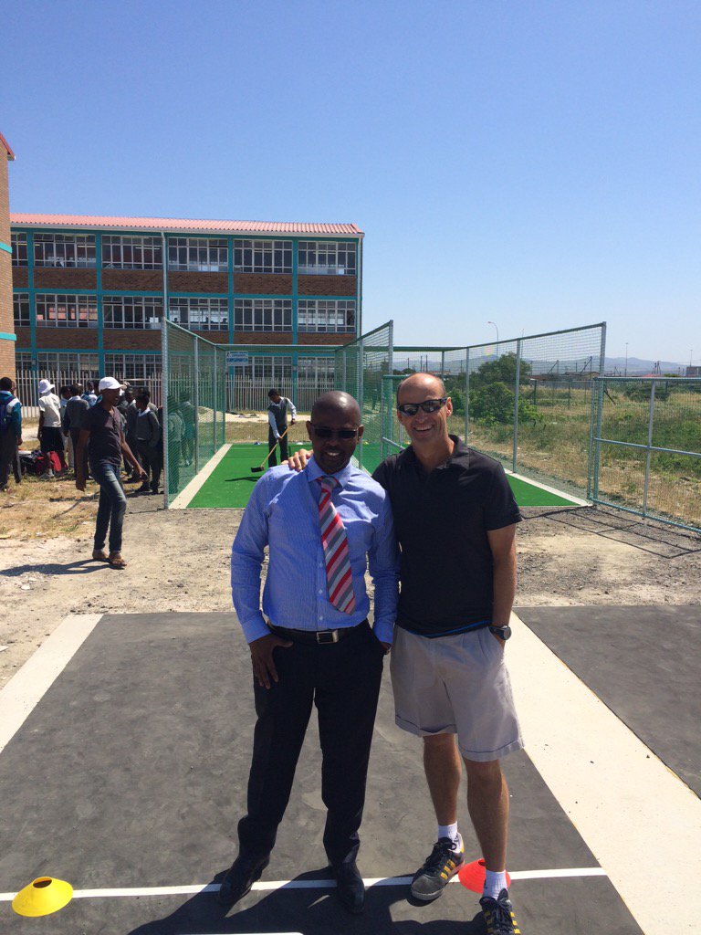 Gary_Kirsten's tweet photo. Official cricket net hand over to Chris Hani School in Khayelitsha. @GK_CA coaching starts tomorrow!!@GK_Foundation https://t.co/0VNzublPJa