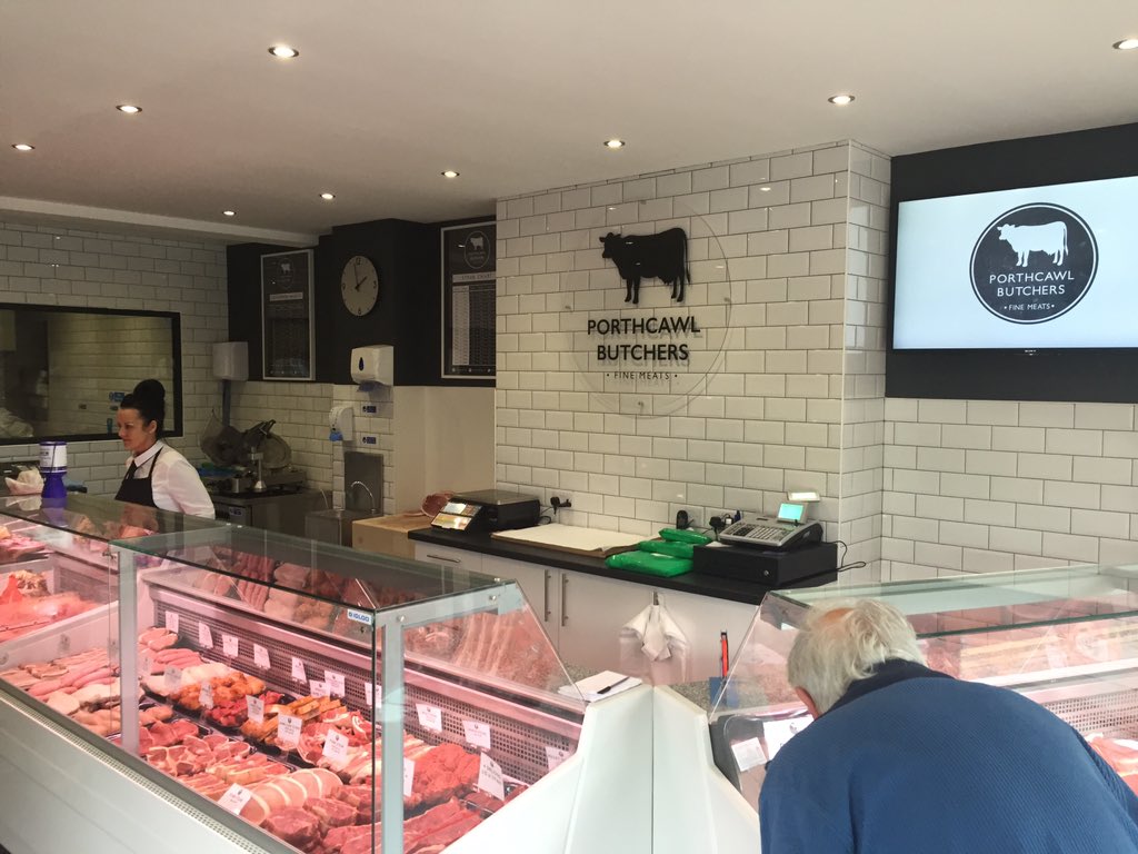 TomPrydie's tweet photo. Make sure you check out @porthcawlmeats ... Good quality meat and great prices. #butchers https://t.co/MMTrIF5gwD