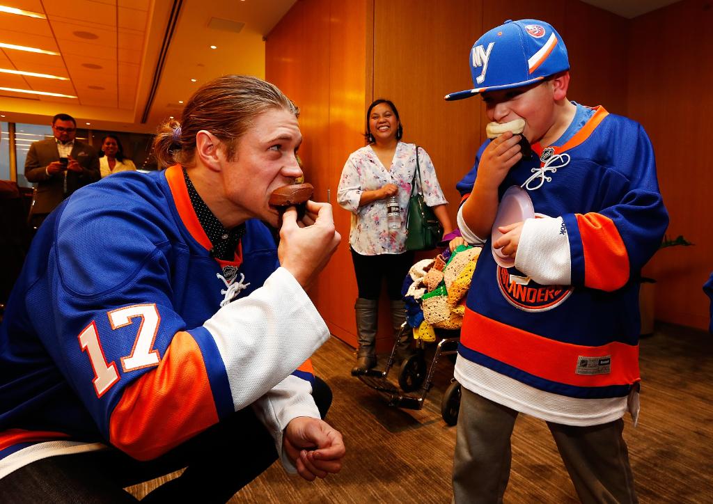 NHL's tweet photo. ...It was quite a treat. #HockeyFightsCancer https://t.co/bCthnCiPaa