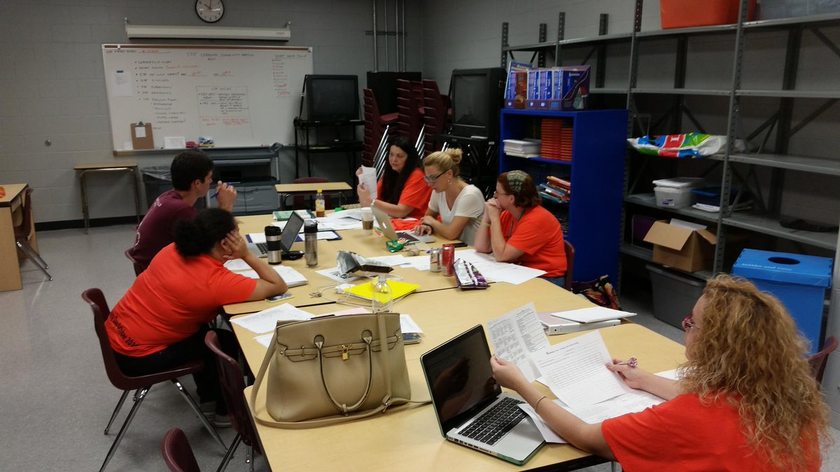 kerrigan_math's tweet photo. WRHS PLC discussing student learning! https://t.co/o0ZOlkXdfe