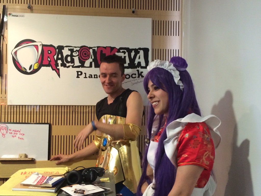 Radioacktiva_'s tweet photo. Nuestros invitados cosplay de hoy en #ElGallo https://t.co/SUQmLClxBC